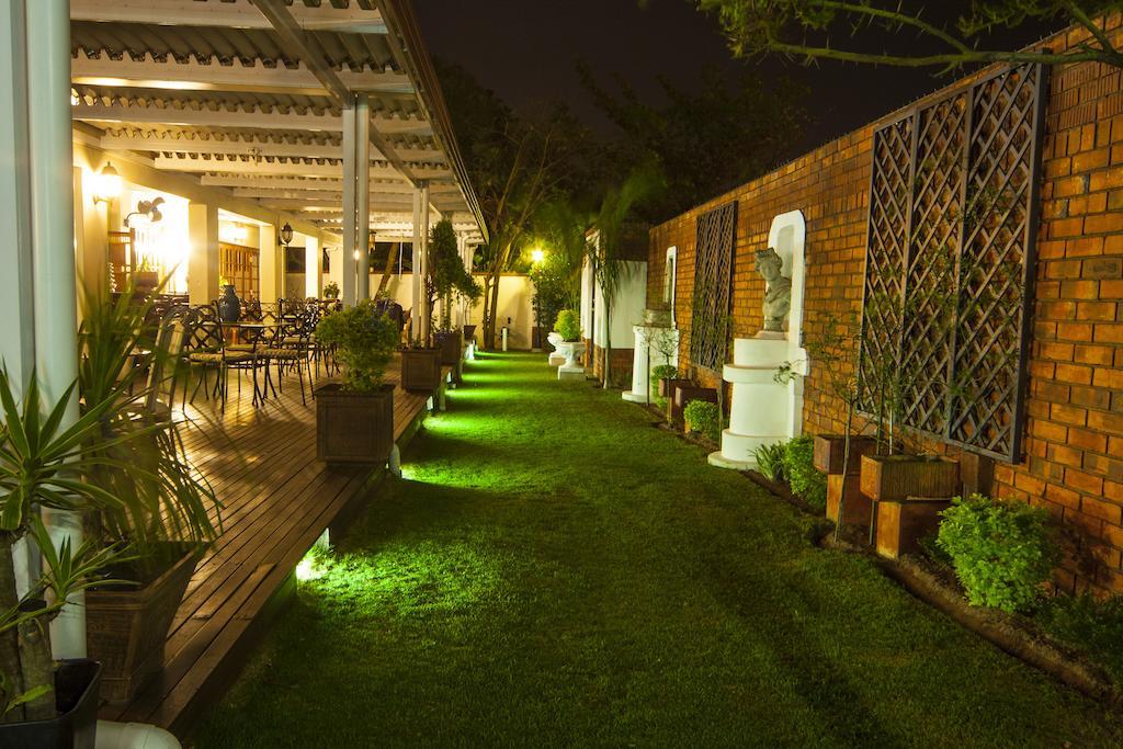 فندق Aristo Manor ريتشاردز باي المظهر الخارجي الصورة
