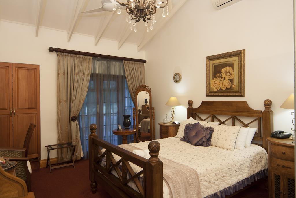 فندق Aristo Manor ريتشاردز باي المظهر الخارجي الصورة
